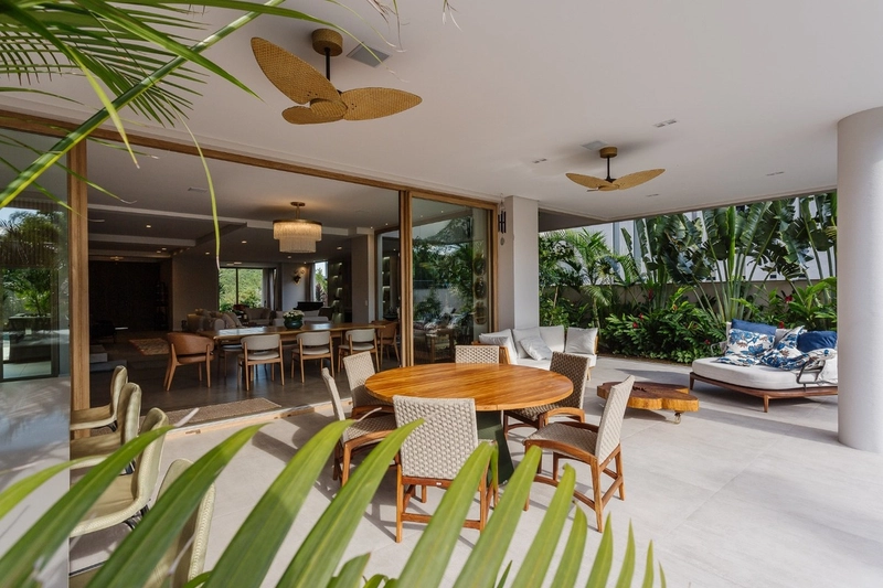 Casa deslumbrante à beira-mar em condomínio exclusivo noCacupé.: 41ª foto da galeria de imagens do imóvel