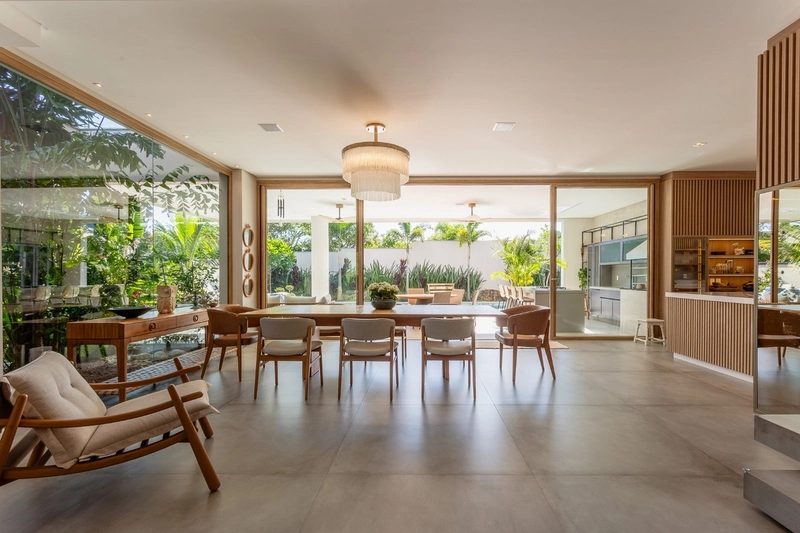 Casa deslumbrante à beira-mar em condomínio exclusivo noCacupé.: 5ª foto da galeria de imagens do imóvel