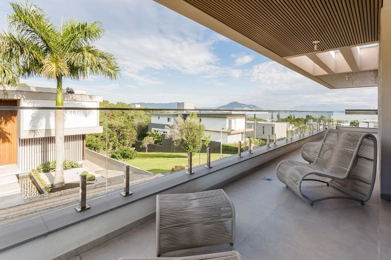 Casa deslumbrante à beira-mar em condomínio exclusivo noCacupé.: 46ª foto da galeria de imagens do imóvel