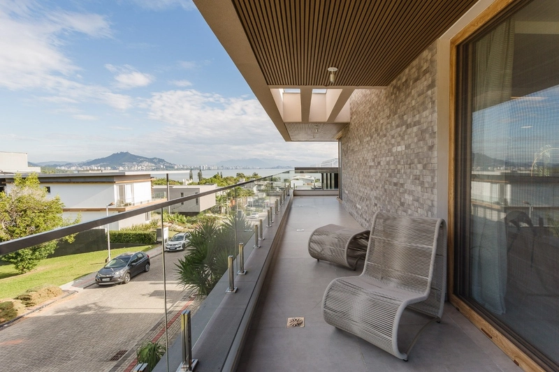 Casa deslumbrante à beira-mar em condomínio exclusivo noCacupé.: 47ª foto da galeria de imagens do imóvel