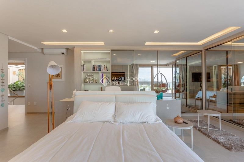 Casa deslumbrante à beira-mar em condomínio exclusivo noCacupé.: 26ª foto da galeria de imagens do imóvel
