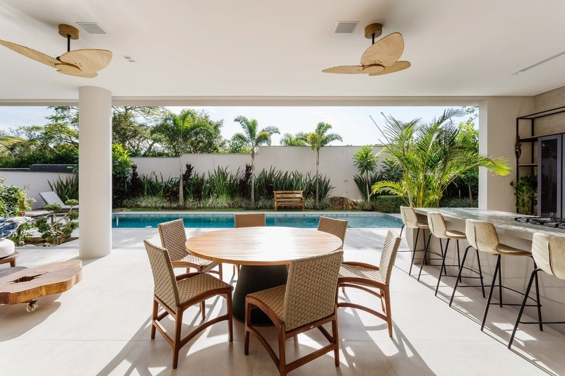 Casa deslumbrante à beira-mar em condomínio exclusivo noCacupé.: 44ª foto da galeria de imagens do imóvel