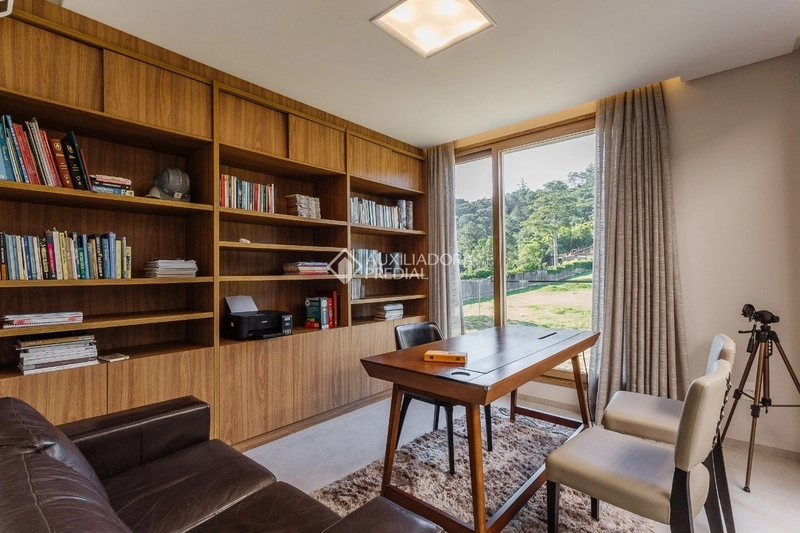 Casa deslumbrante à beira-mar em condomínio exclusivo noCacupé.: 41ª foto da galeria de imagens do imóvel
