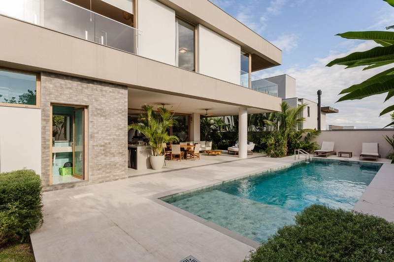 Casa deslumbrante à beira-mar em condomínio exclusivo noCacupé.: 37ª foto da galeria de imagens do imóvel