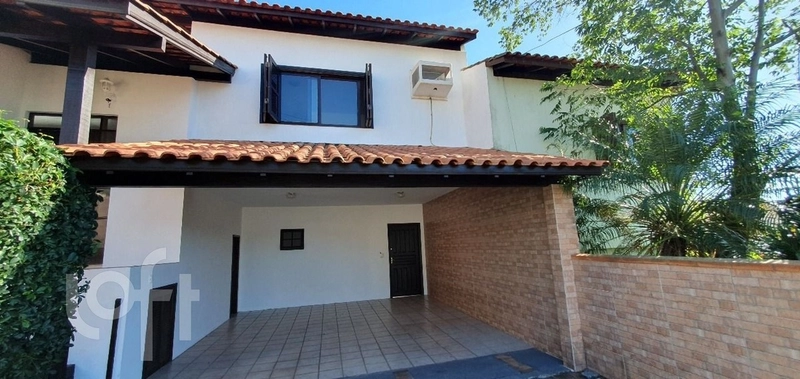 Casa à venda em Trindade com 214 m², 4 quartos, 1 suíte, 4 vagas: 2ª foto da galeria de imagens do imóvel