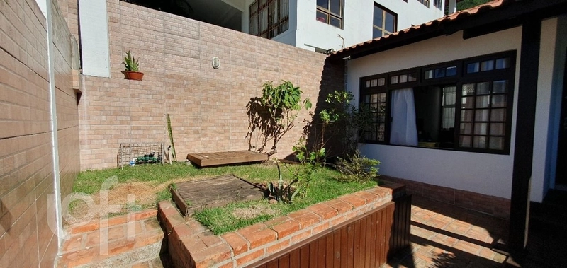 Casa à venda em Trindade com 214 m², 4 quartos, 1 suíte, 4 vagas: 13ª foto da galeria de imagens do imóvel
