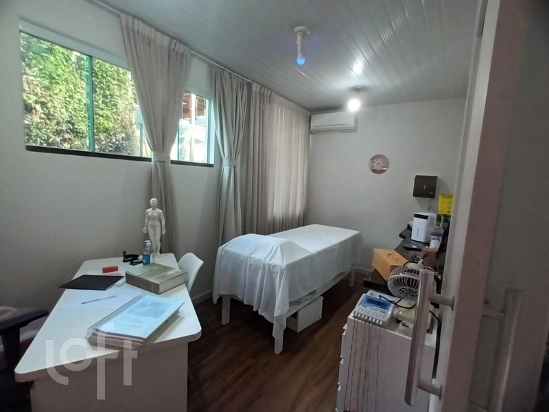 Casa à venda em Trindade com 315 m², 3 quartos, 2 suítes, 4 vagas: 55ª foto da galeria de imagens do imóvel