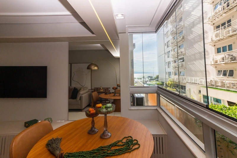 Lindo Apartamento de 2 dormitórios, closet, vista parcial para o mar.: 24ª foto da galeria de imagens do imóvel