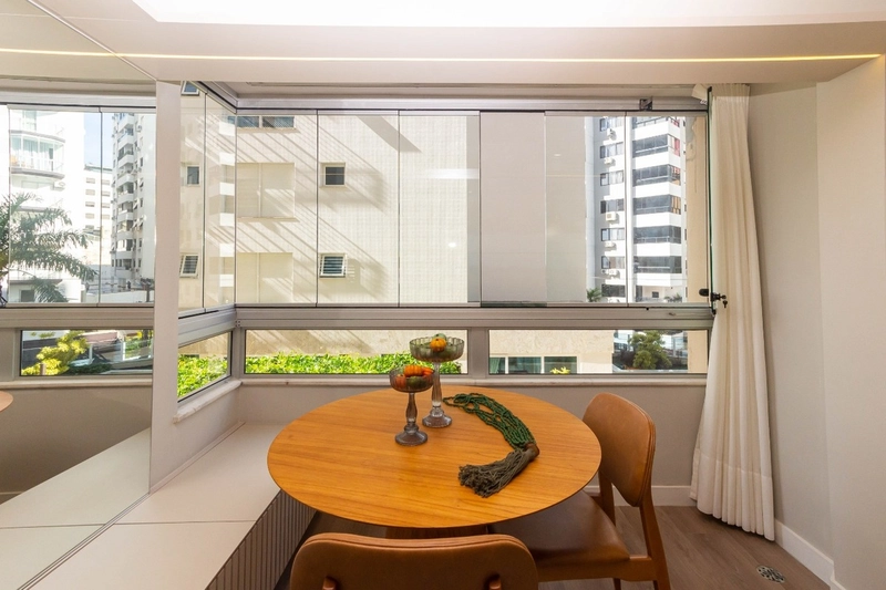 Lindo Apartamento de 2 dormitórios, closet, vista parcial para o mar.: 26ª foto da galeria de imagens do imóvel