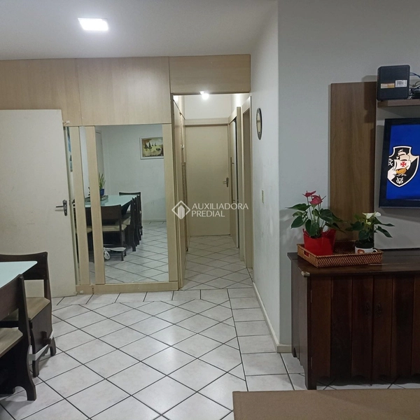 Apartamento à Venda no Condomínio Ilhas do Sol - Centro, Florianópolis: 3ª foto da galeria de imagens do imóvel