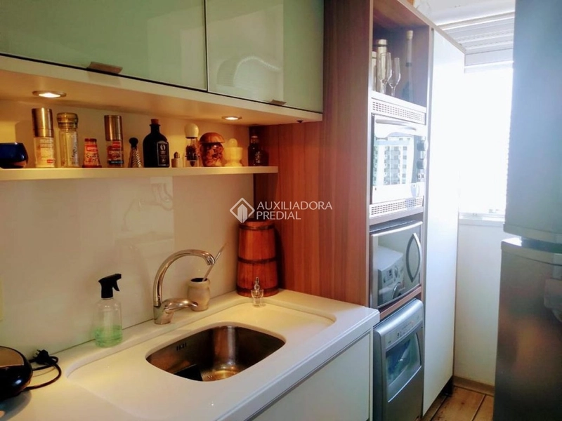 Apartamento 2 dormitórios (1 suíte) no Centro de Florianópolis: 5ª foto da galeria de imagens do imóvel