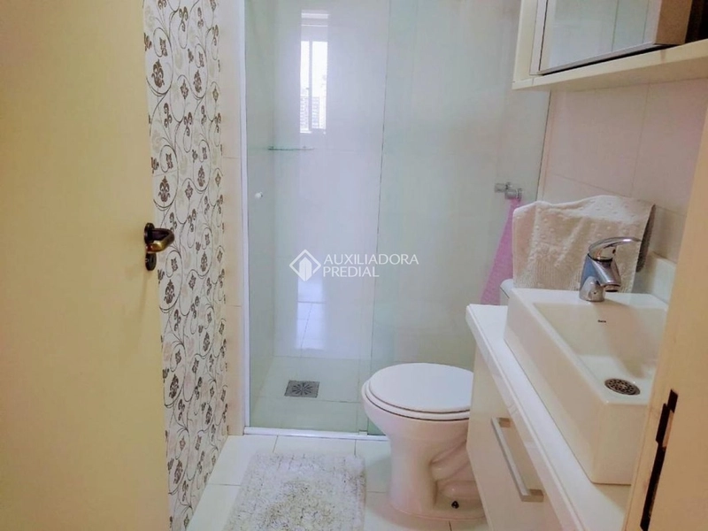 Apartamento 2 dormitórios (1 suíte) no Centro de Florianópolis: 13ª foto da galeria de imagens do imóvel