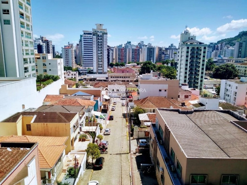 Apartamento 2 dormitórios (1 suíte) no Centro de Florianópolis: 11ª foto da galeria de imagens do imóvel
