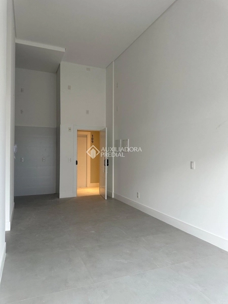 Apartamento com 2 dormitórios e garagem.: 13ª foto da galeria de imagens do imóvel