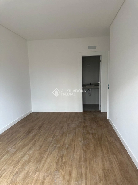 Apartamento com 2 dormitórios e garagem.: 12ª foto da galeria de imagens do imóvel
