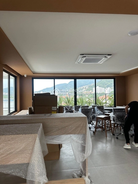 Apartamento com 2 dormitórios e garagem.: 18ª foto da galeria de imagens do imóvel