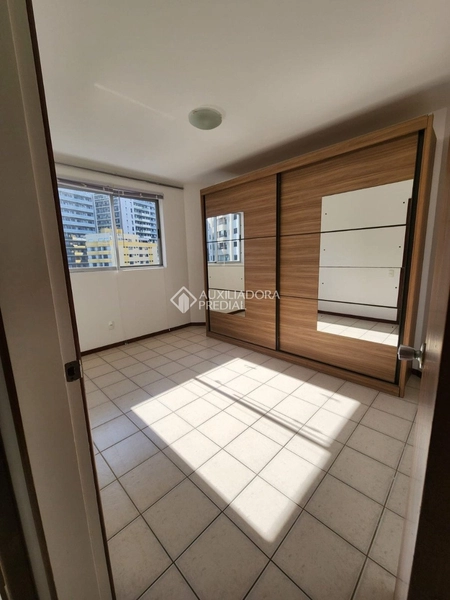 Apartamento à Venda no Centro de Florianópolis - Ótima Localização: 3ª foto da galeria de imagens do imóvel