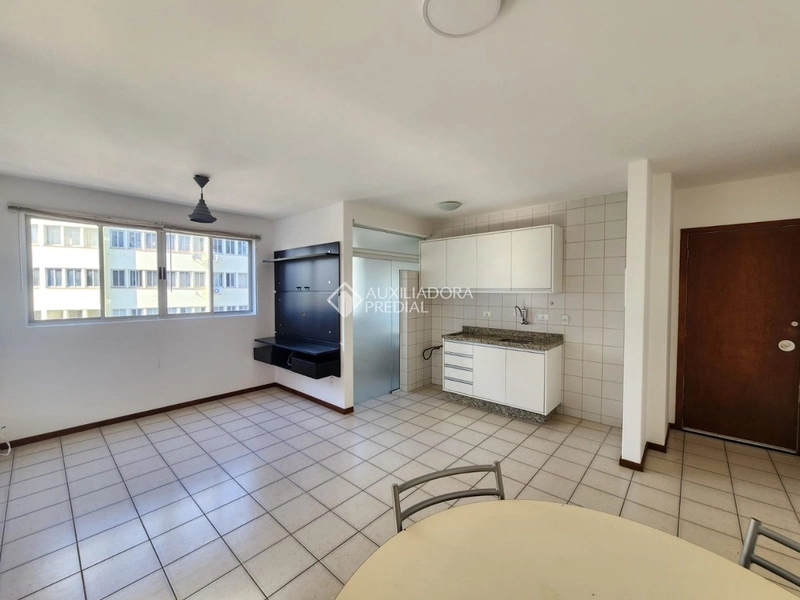 Apartamento à Venda no Centro de Florianópolis - Ótima Localização: 5ª foto da galeria de imagens do imóvel