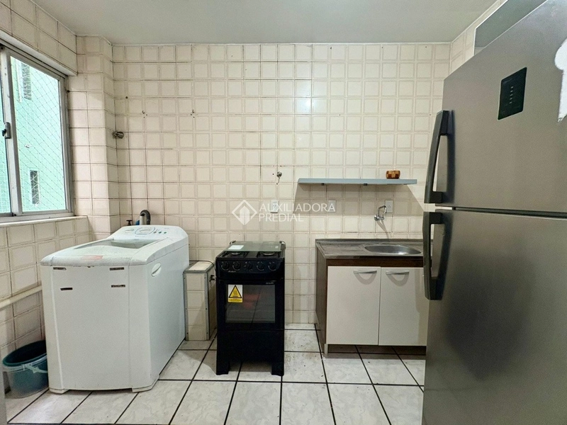 Apartamento de 1 dormitório semi-mobiliado no centro de Florianópolis: 8ª foto da galeria de imagens do imóvel