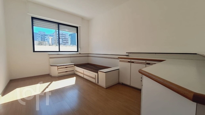 Apartamento à venda em Centro com 203 m², 4 quartos, 2 suítes, 2 vaga: 16ª foto da galeria de imagens do imóvel
