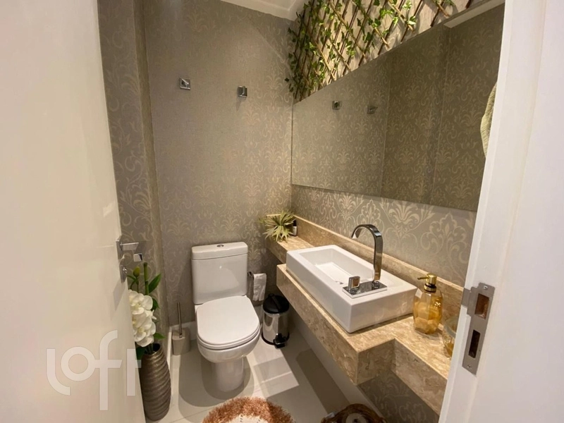 Apartamento de 02 dormitórios sendo 02 suítes no bairro Agronômica: 2ª foto da galeria de imagens do imóvel