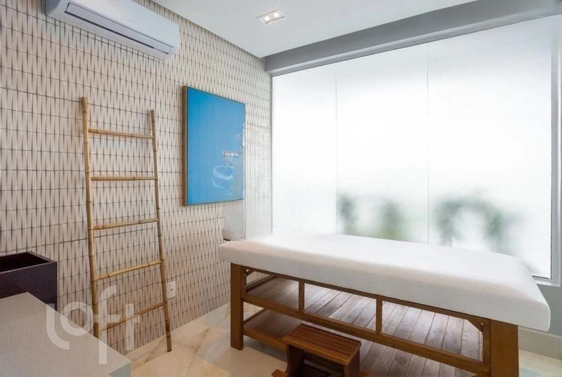 Apartamento à venda em Agronômica com 111 m², 3 quartos, 1 suíte: 2ª foto da galeria de imagens do imóvel