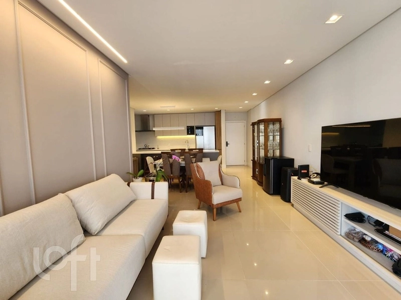 Apartamento à venda em Agronômica com 111 m², 3 quartos, 1 suíte: 1ª foto da galeria de imagens do imóvel