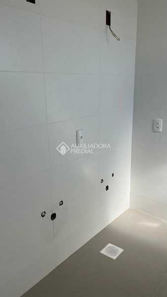 Casa Nova à Venda em Jurerê - A poucos passos da área comercial!: 23ª foto da galeria de imagens do imóvel