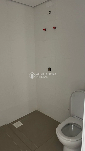 Casa Nova à Venda em Jurerê - A poucos passos da área comercial!: 18ª foto da galeria de imagens do imóvel