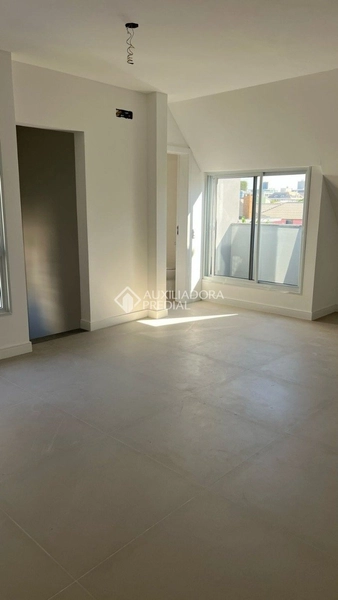Casa Nova à Venda em Jurerê - A poucos passos da área comercial!: 21ª foto da galeria de imagens do imóvel