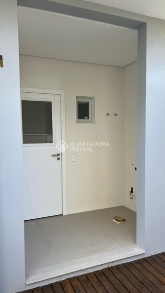 Casa Nova à Venda em Jurerê - A poucos passos da área comercial!: 11ª foto da galeria de imagens do imóvel