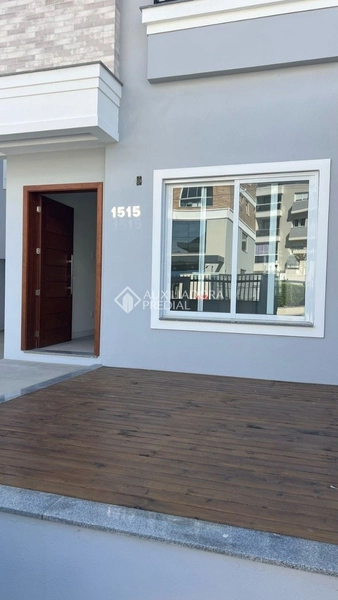 Casa Nova à Venda em Jurerê - A poucos passos da área comercial!: 6ª foto da galeria de imagens do imóvel