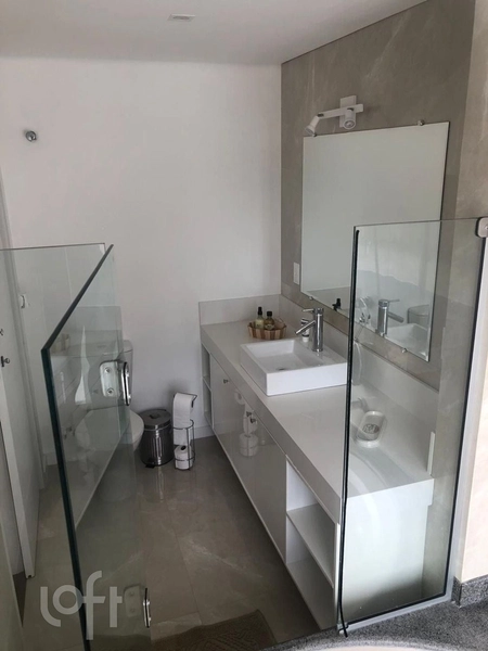 Casa à venda em Centro com 300 m², 4 quartos, 4 suítes, 5 vagas: 18ª foto da galeria de imagens do imóvel
