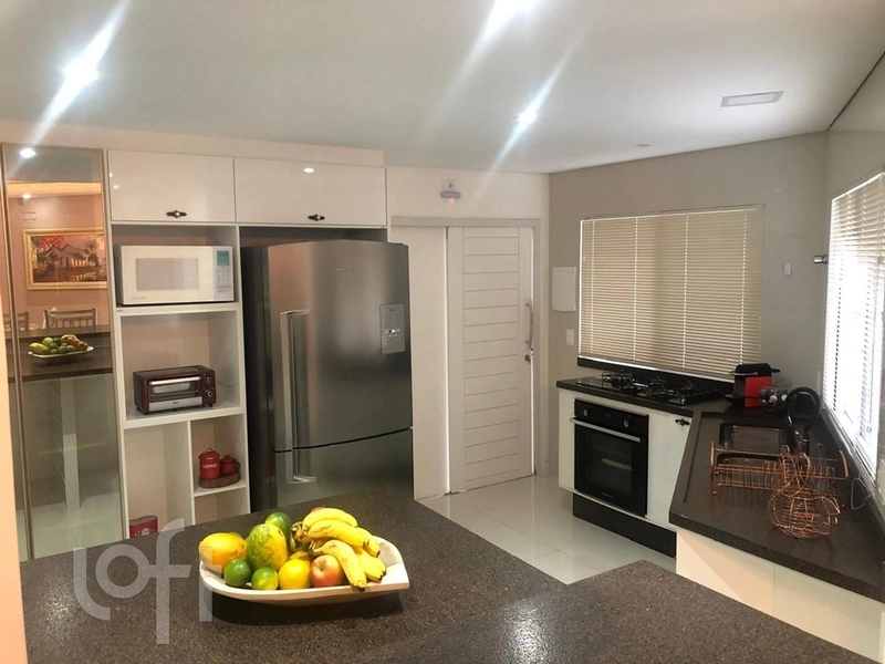 Casa à venda em Centro com 300 m², 4 quartos, 4 suítes, 5 vagas: 14ª foto da galeria de imagens do imóvel