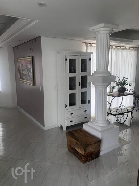 Casa à venda em Centro com 300 m², 4 quartos, 4 suítes, 5 vagas: 6ª foto da galeria de imagens do imóvel