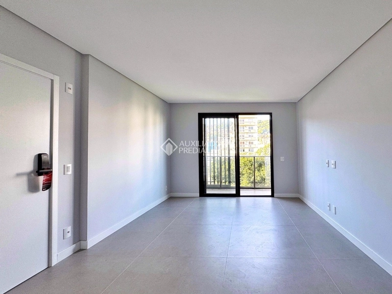 Apartamento á venda - 2 suítes, 1 vaga, à venda, Centro, Fpolis/SC: 4ª foto da galeria de imagens do imóvel