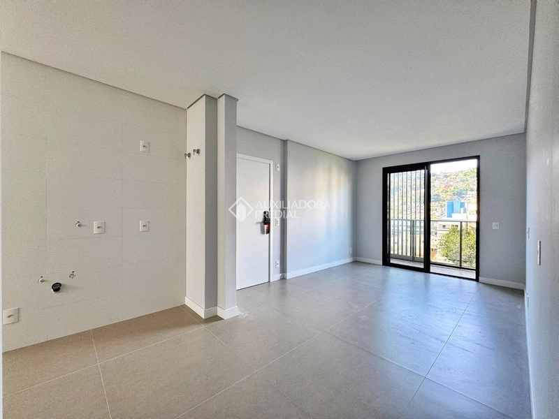 Apartamento á venda - 2 suítes, 1 vaga, à venda, Centro, Fpolis/SC: 2ª foto da galeria de imagens do imóvel