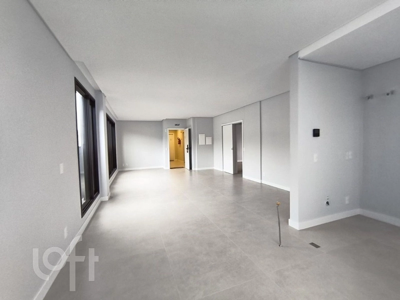 APARTAMENTO À VENDA NA HERCÍLIO LUZ-FLORIANÓPOLIS SC: 4ª foto da galeria de imagens do imóvel