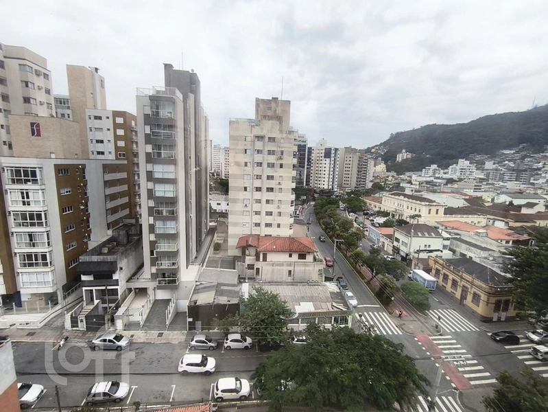 APARTAMENTO À VENDA NA HERCÍLIO LUZ-FLORIANÓPOLIS SC: 14ª foto da galeria de imagens do imóvel
