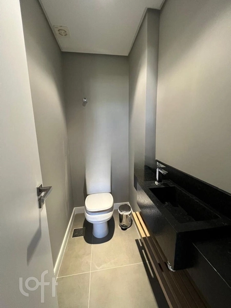 Apartamento estilo Loft em Jurerê, 300 mts da praia: 27ª foto da galeria de imagens do imóvel