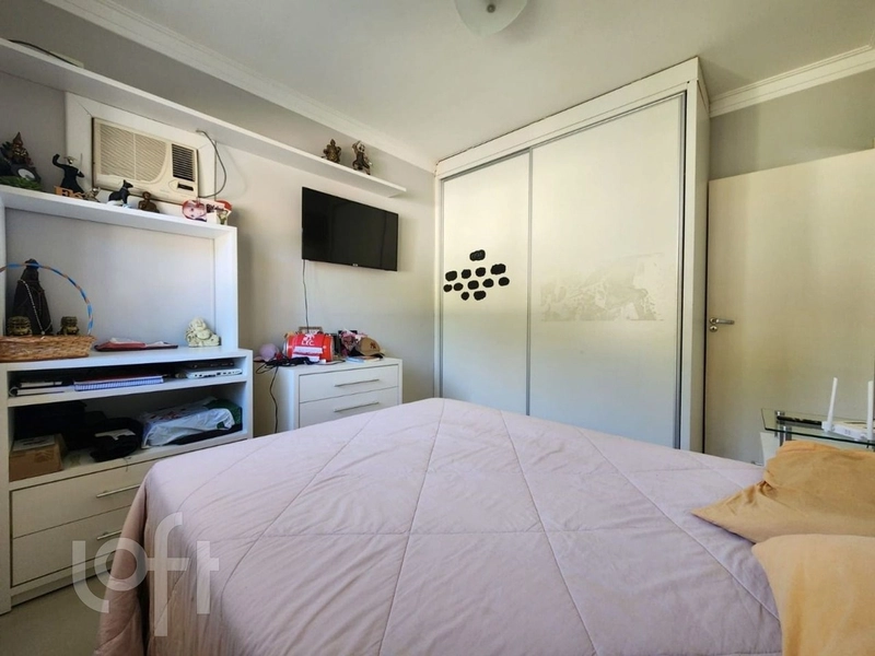 Casa 4 dorms, com piscina na Agronômica: 19ª foto da galeria de imagens do imóvel