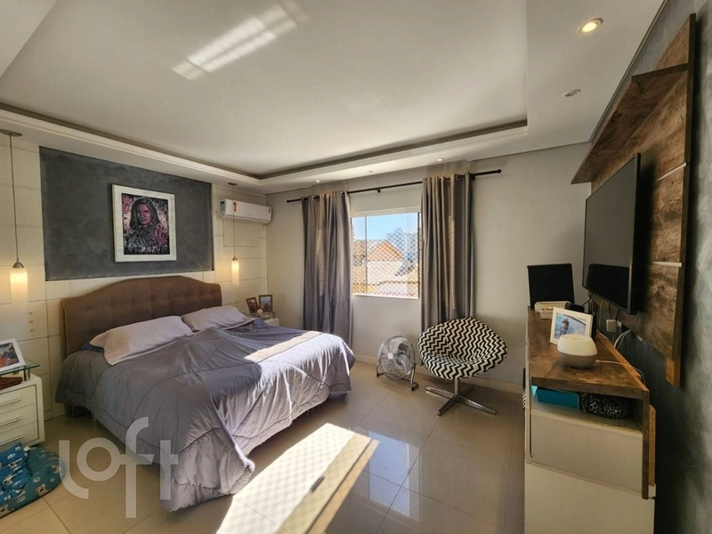 Casa 4 dorms, com piscina na Agronômica: 22ª foto da galeria de imagens do imóvel