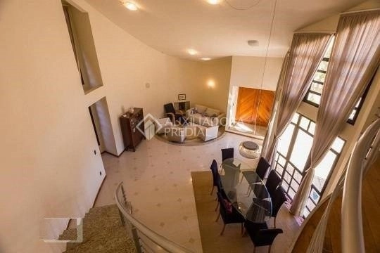 Casa à Venda em Itacorubi - Excelente Oportunidade!: 10ª foto da galeria de imagens do imóvel