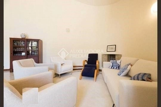 Casa à Venda em Itacorubi - Excelente Oportunidade!: 4ª foto da galeria de imagens do imóvel