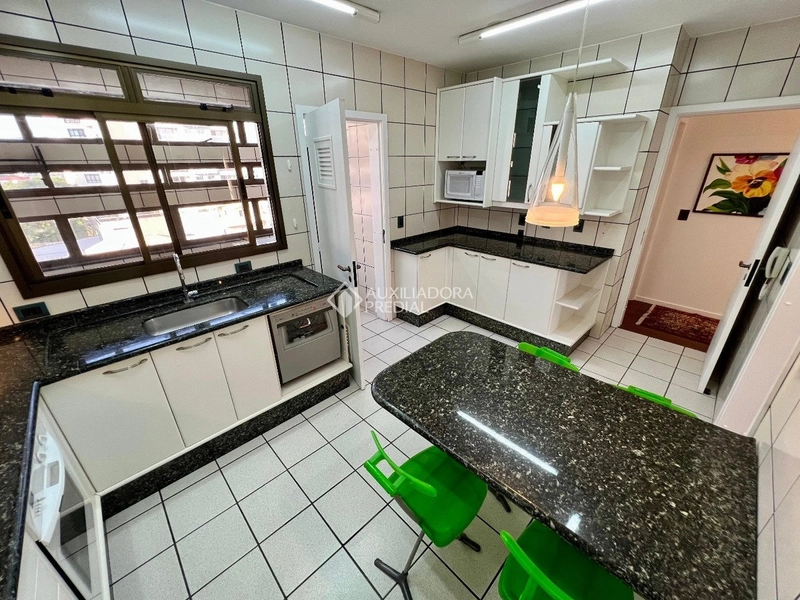 Descubra este lindo apartamento de 128m² na Agronômica: 12ª foto da galeria de imagens do imóvel