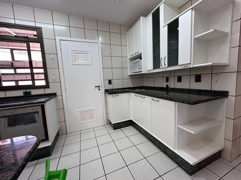 Descubra este lindo apartamento de 128m²  na Agronômica: 6ª foto da galeria de imagens do imóvel