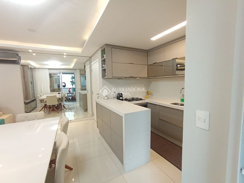 Apartamento a venda na Agronômica - 03 quartos: 5ª foto da galeria de imagens do imóvel