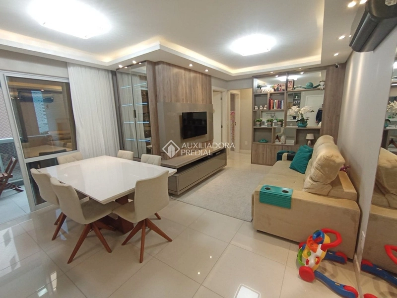 Apartamento a venda na Agronômica - 03 quartos: 1ª foto da galeria de imagens do imóvel
