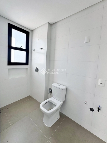 Apartamento novo, nunca habitado, com 2 suítes e 2 vagas de garagem: 15ª foto da galeria de imagens do imóvel