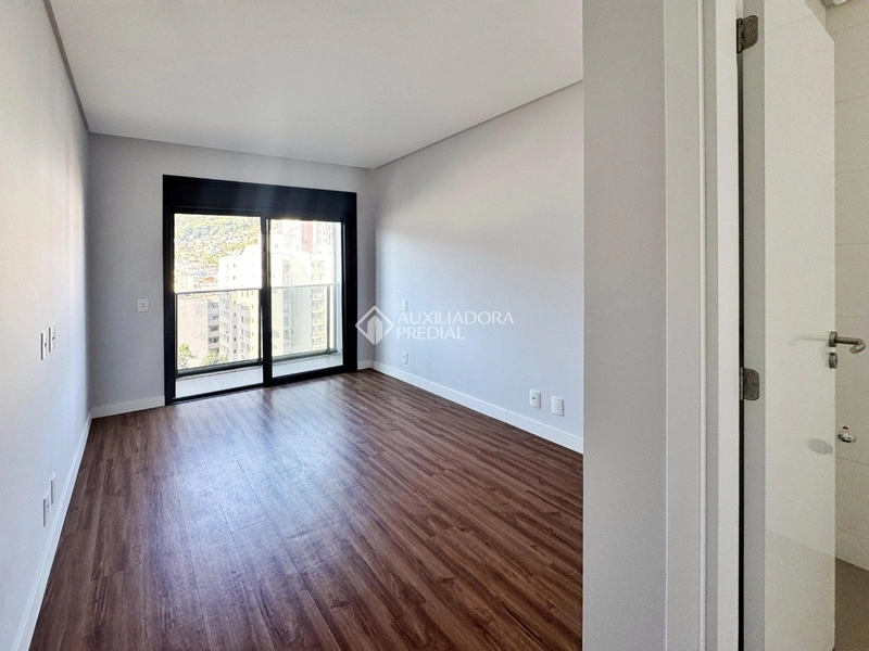 Apartamento novo, nunca habitado, com 2 suítes e 2 vagas de garagem: 11ª foto da galeria de imagens do imóvel